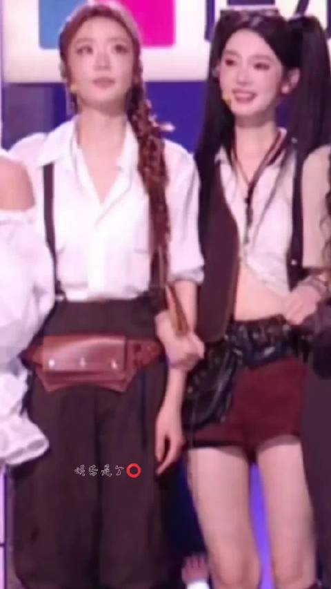 这个手让你俩摸明白了