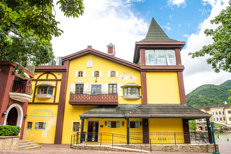 有着国内小瑞士美誉的茵特拉根小镇,不出国门就能感受到异国风情 有着国内小瑞士美誉的茵特拉根小镇,不出国门就能感受到异国风情