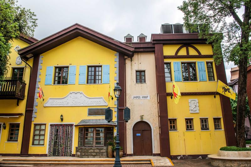 有着国内小瑞士美誉的茵特拉根小镇,不出国门就能感受到异国风情 有着国内小瑞士美誉的茵特拉根小镇,不出国门就能感受到异国风情