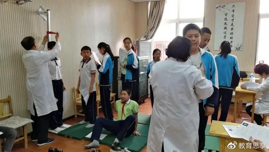 杭州：男生高考体检被要求脱内裤，有这个必要吗？休闲区蓝鸢梦想 - Www.slyday.coM