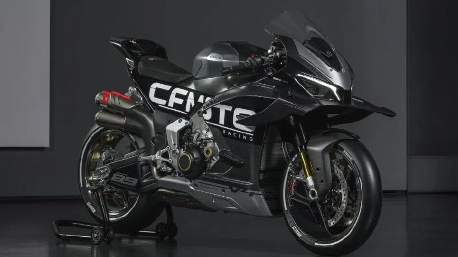 米兰车展丨213匹、极速300+，国产最强仿赛，春风V4 SR-RR来了