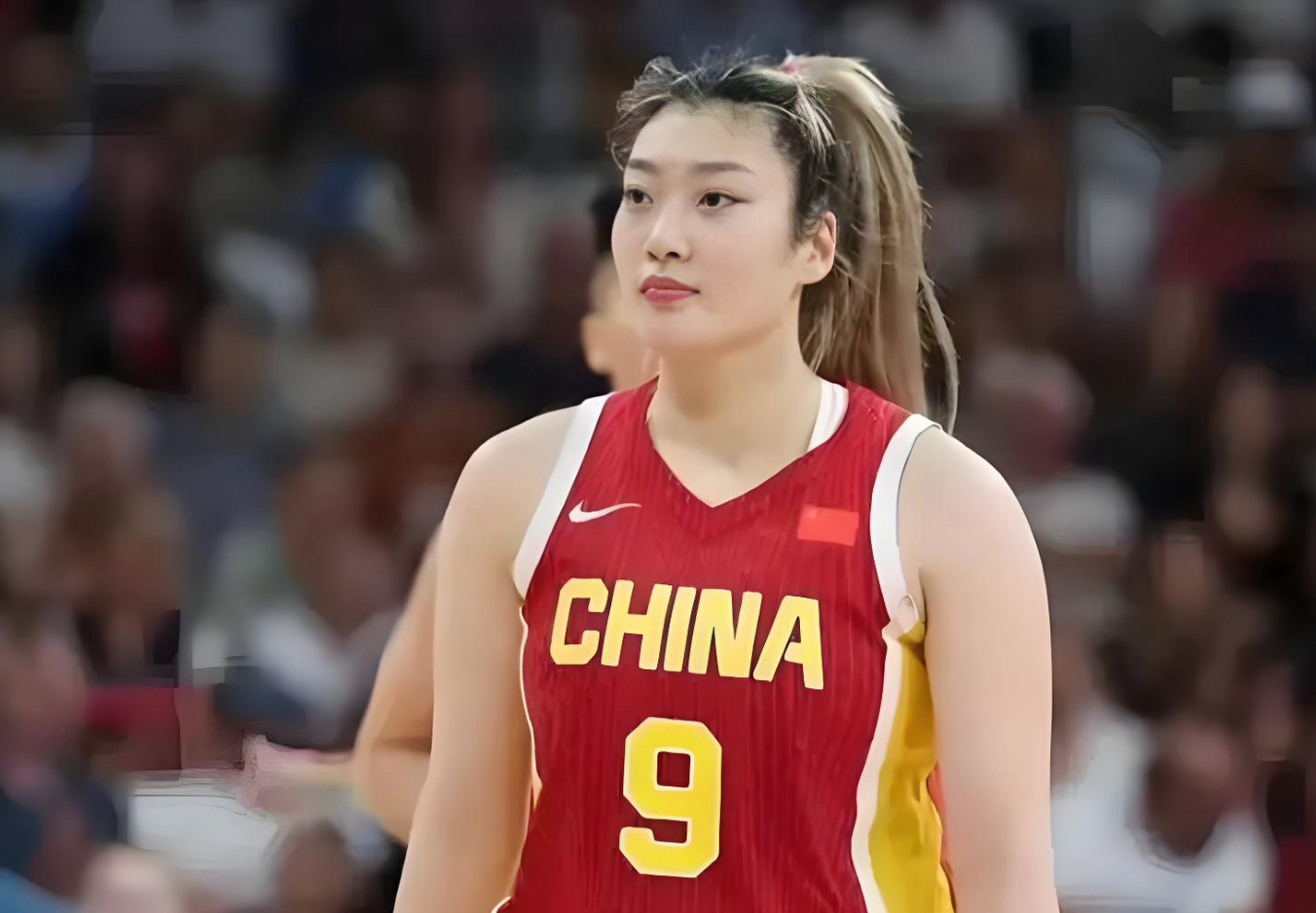苏群：李梦31岁，只要系统训练，能力没有问题！