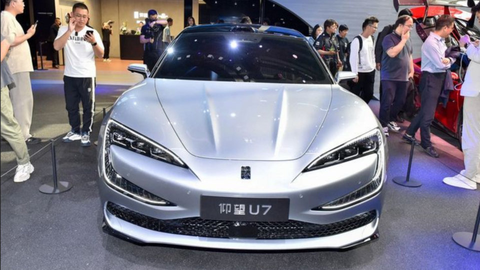 销量再次超越特斯拉，比亚迪稳坐2025年一季度纯电全球销冠