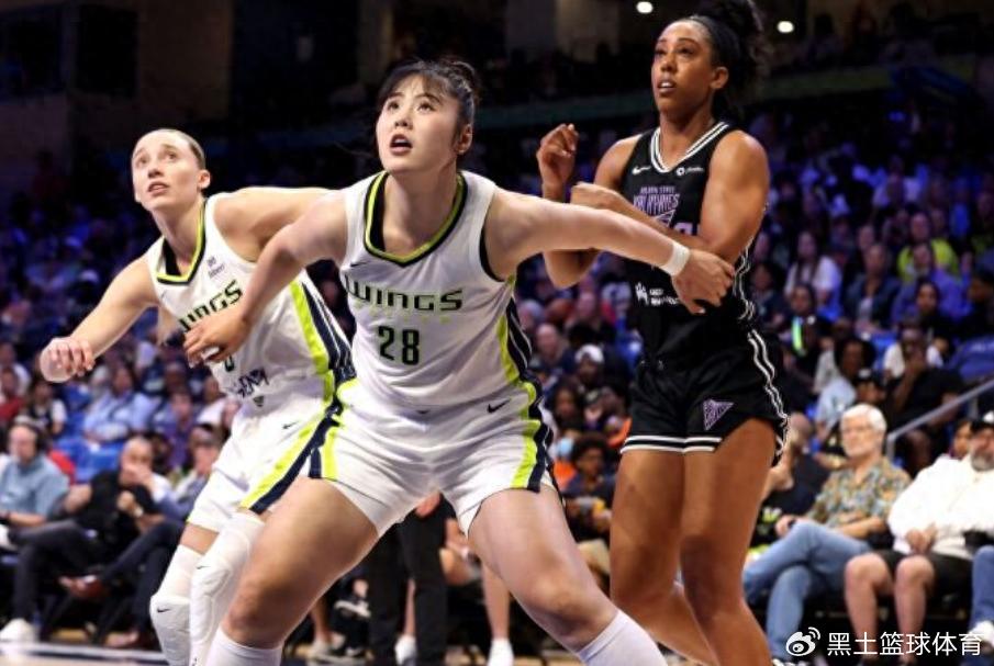 0分0分还是0分！女篮王牌中锋被边缘化：李月汝还打得了WNBA吗？