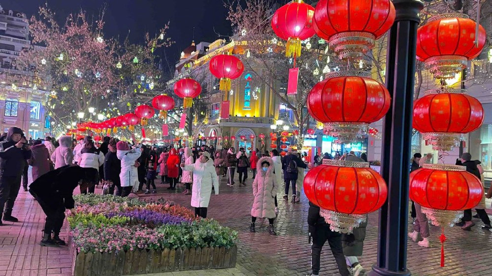 少数民族传统节日,包括信息:民族、节日名称、节日习俗、寓意、注意事项。