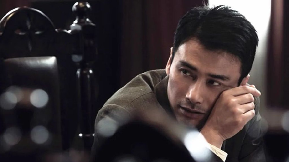 黄晓明谍战剧开播，想念柳云龙！新剧拍完3年没播，终于有新消息