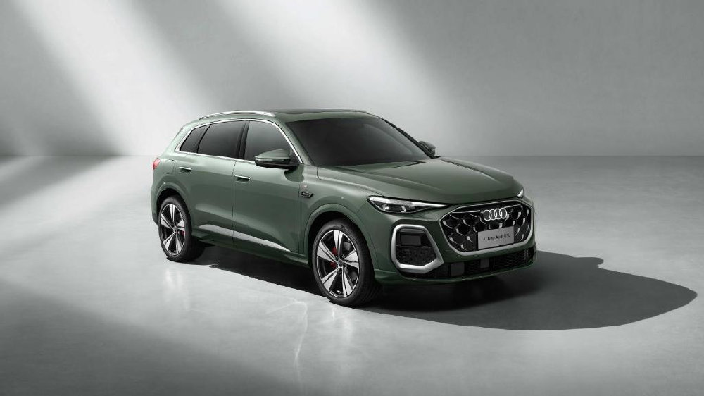 全新奥迪Q5L亮相！华为智驾+2个激光雷达，2.0T爆272马力，能成？