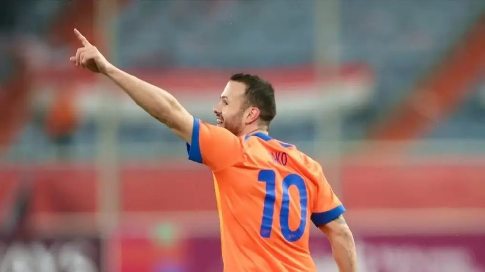 3-0！卡扎伊什维利踢疯了！少帅韩鹏执教山东泰山首胜