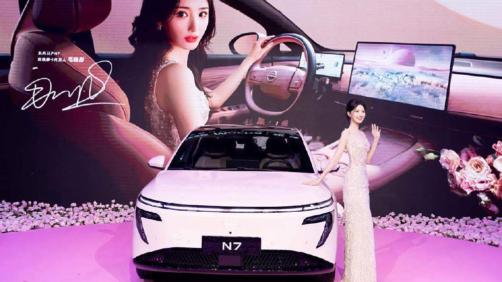 东风日产N7单月交付将破万 玫瑰摩卡新内饰携重磅权益登场