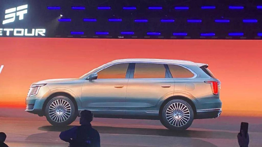 捷途X70L，超燃的越级大空间实用SUV主义