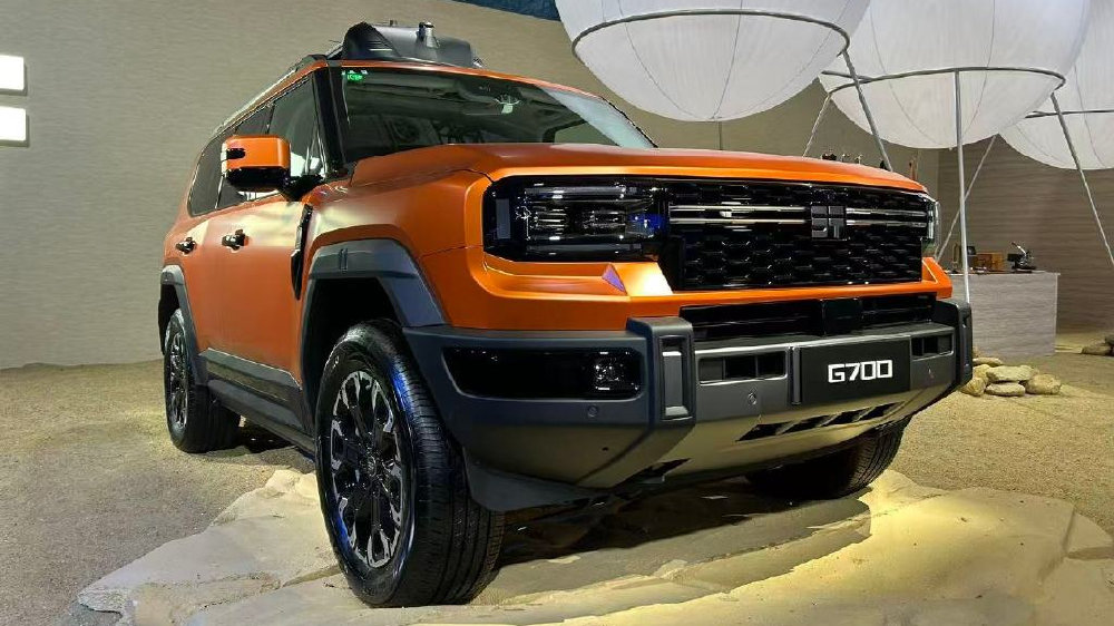 32.99万起！捷途纵横G700上市，能浮水横渡长江，普拉多不香了？