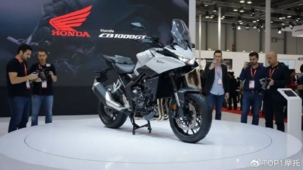 米兰车展丨本田CB1000GT发布，“火刃”同平台多功能休旅车，主打长途