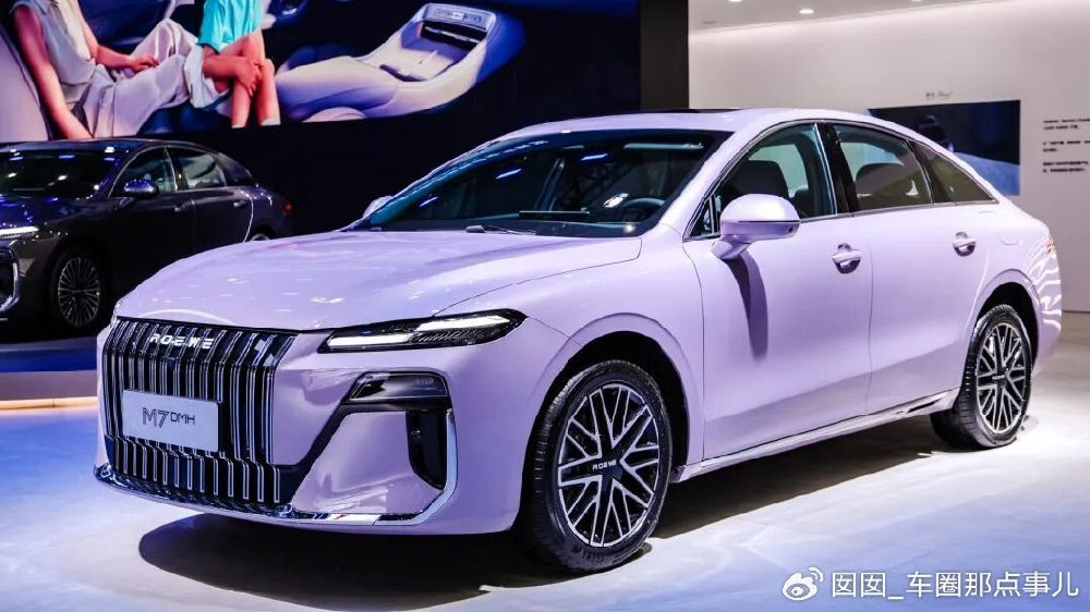 明年车市“非常痛苦”，张亮如何带领荣威以价值战破局？