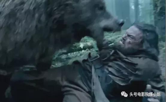 《碟中谍7》片场新照曝光,阿汤哥火车顶上真打,59岁还在玩命休闲区蓝鸢梦想 - Www.slyday.coM 《碟中谍7》片场新照曝光,阿汤哥火车顶上真打,59岁还在玩命休闲区蓝鸢梦想 - Www.slyday.coM