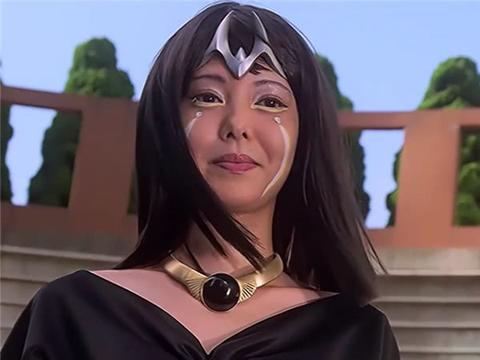 卡蜜拉比丽娜更适合大古 最后和迪迦成为光之巨人 才是最好结局