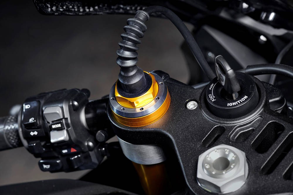 一辆车操控的灵魂，悬挂对摩托车操控性及舒适性的影响