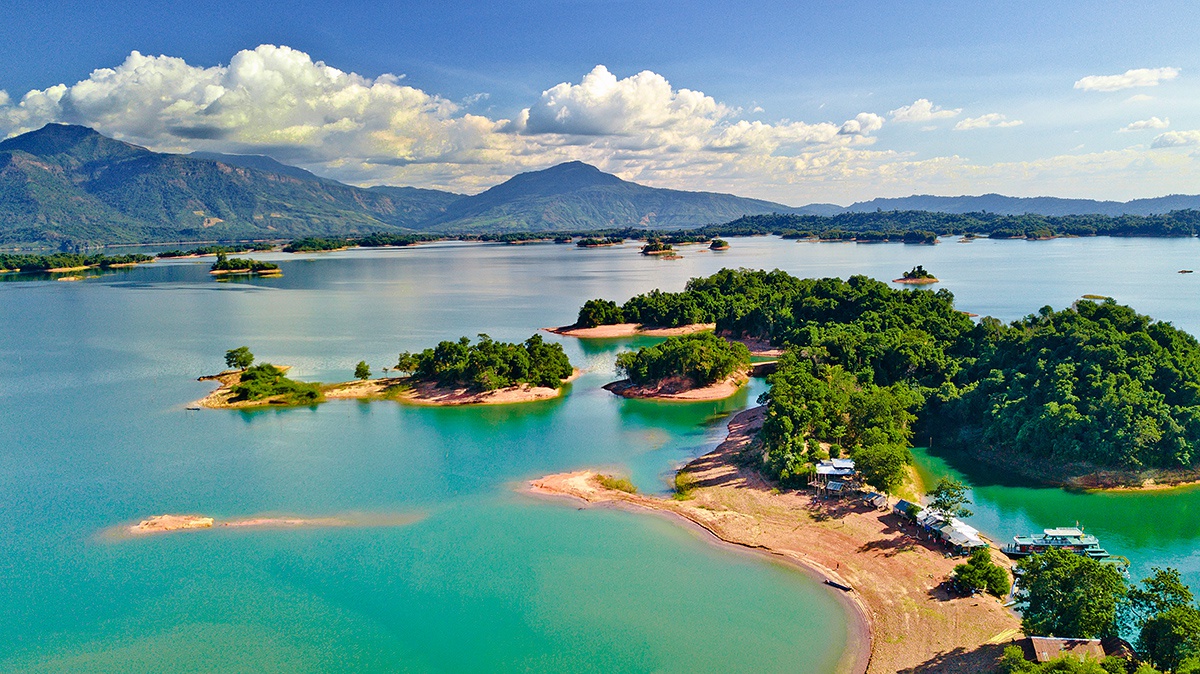 千岛湖 泸沽湖景色等于老挝南俄湖,一座如游戏场景般的异域湖泊