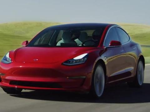 试驾后就明白，为何特斯拉Model 3国产之后，国人依旧选择它