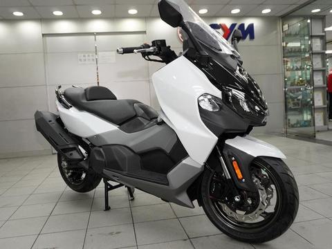 三阳Maxsym TL港版实拍 减配无钥匙启动和胎压监测