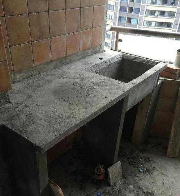 婆婆非要在阳台做砖砌洗衣池丑到掉渣现在觉得超好用