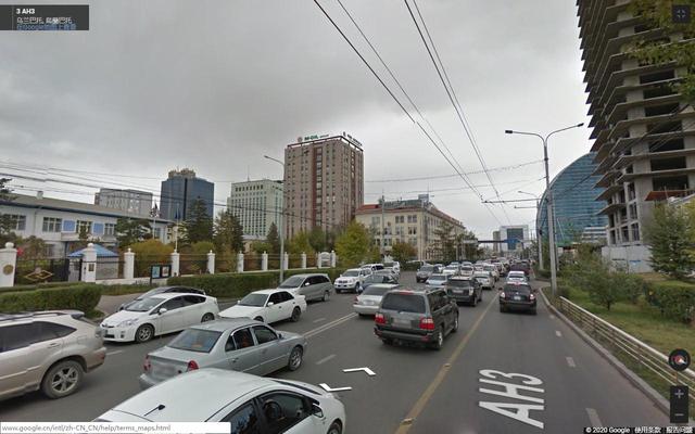 外蒙古乌兰巴托,看不到一点草原民族的踪迹,比得上国内三线城市