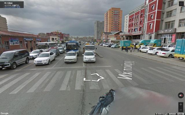 外蒙古乌兰巴托,看不到一点草原民族的踪迹,比得上国内三线城市