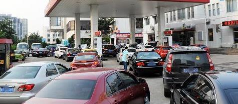 “中石化”和“中石油”谁更耐烧？当车主测试后，结果截然不同