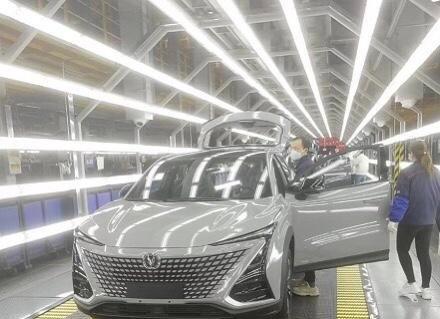 全新长安引力工厂实拍，纯黑色车漆更加犀利，新车或将6月上市！