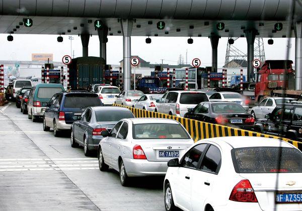 提振汽车产业发展 车企呼吁破除汽车消费限制