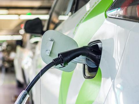 充电桩成新基建重点板块 十年内现6300万缺口