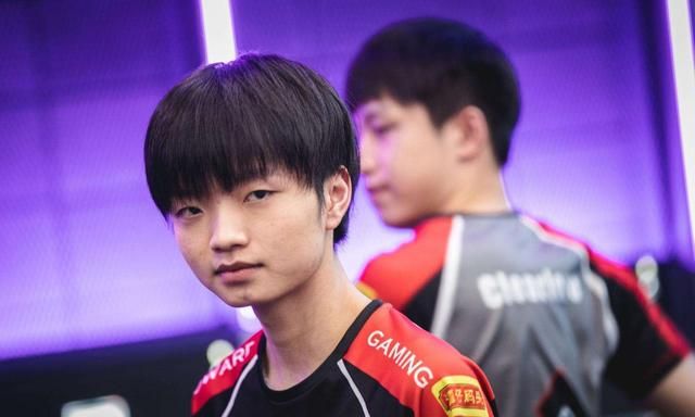 2020春季赛adc排名_LPL2020选手ADC选手排行:JKL仅排第二,第一仍是UZI!