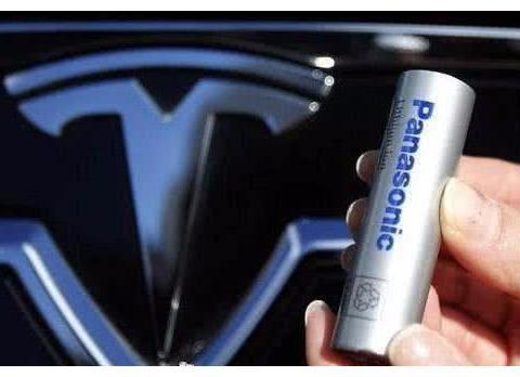 比亚迪和特斯拉差在哪？拆开底盘一看，差距一目了然