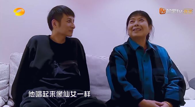 小燕子,一个打败Siri的长沙女人