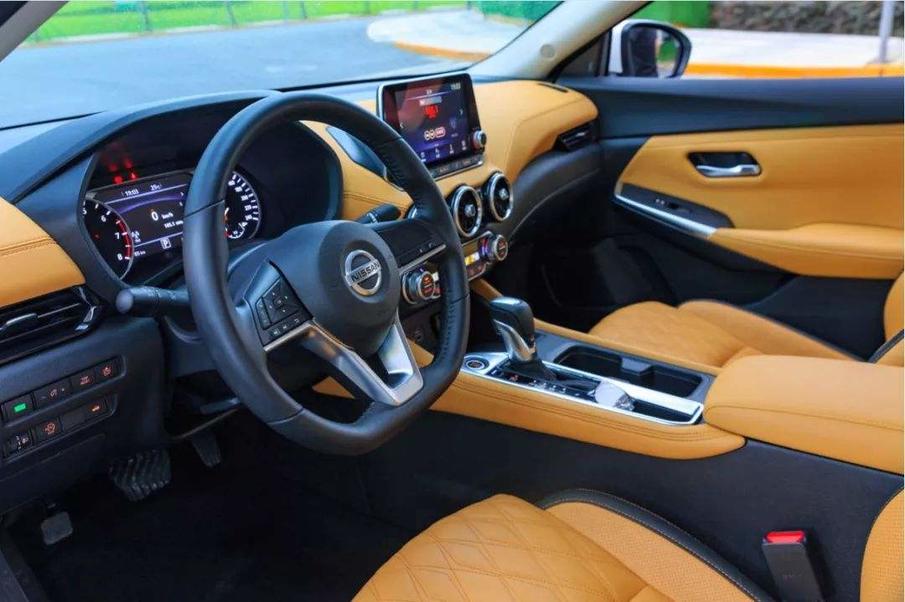 家里有小孩!轩逸/卡罗拉/昂克赛拉/雷凌,谁更适合奶爸?