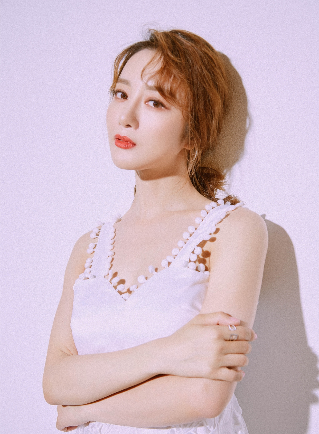 按住后脑勺深入喉咙 按住头喷到喉咙里中文 每一下都顶到了喉咙深处