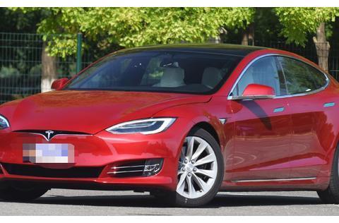 花100万买的特斯拉，开了三年续航里程还剩多少？车主说了一句话