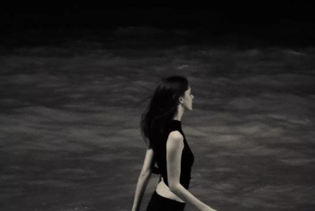 “精灵女孩”Savanna Blade：美得让人分不清真假