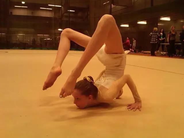 “精灵女孩”Savanna Blade：美得让人分不清真假