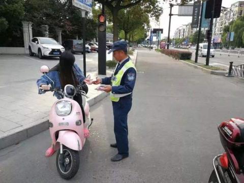 电动车的替代品终于来了，无需加油充电，老百姓们都乐了