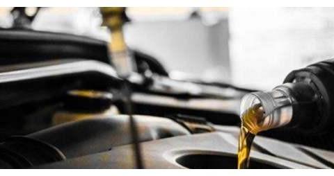 机油更换时间已到，里程数没到，不保养会导致发动机报废吗？