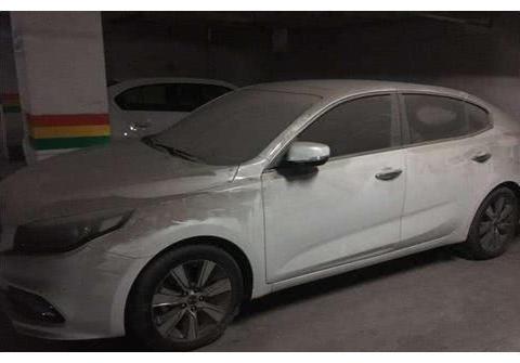 北京国际机场一辆“僵尸车”，停车费20万，知道原因没人敢动