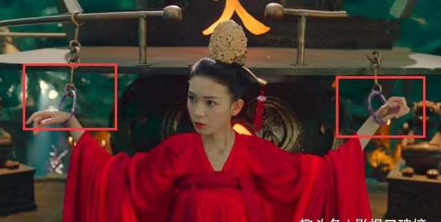 《无心法师3》七大穿帮镜头,插座穿越到唐朝,手镣梗过不去了?