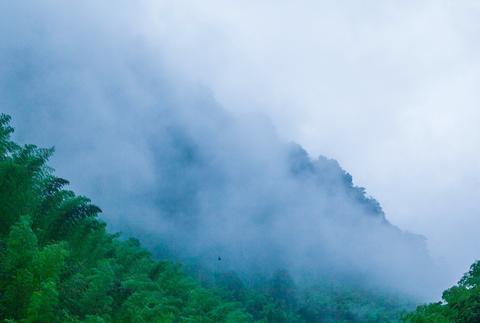 中国最美的六大丹霞地貌，奇峰赤壁，碧水丹山，天下奇观姿态万千