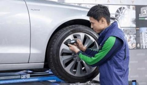 车子跑了3万公里，只换机油是不够的！这几项保养一定要做！