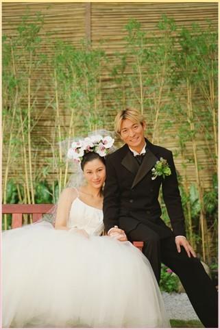 天王刘德华妻子朱丽倩婚纱照美极了难怪一直不公开
