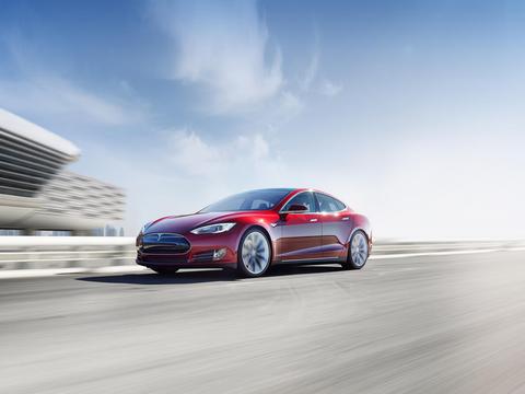 疫情突袭之下，汽车限购如何松绑？