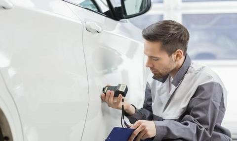 收下这六个保养汽车的小技巧，让你的爱车少进修理厂