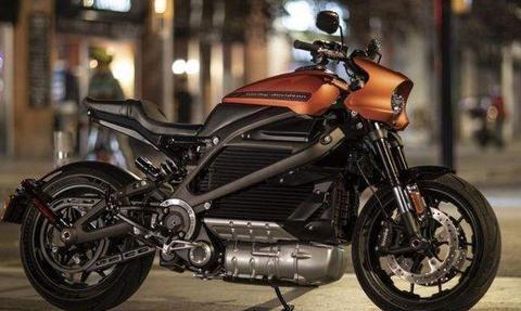 续航能力相等的情况下，传统摩托车与电动摩托，你喜欢哪个？