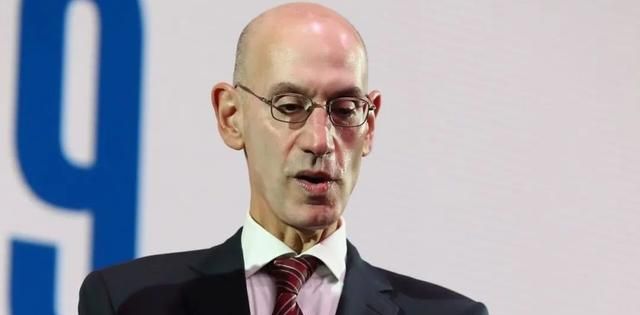 逐梦电竞圈?考辛斯加盟电竞俱乐部NGR!NBA决心不取消季后赛