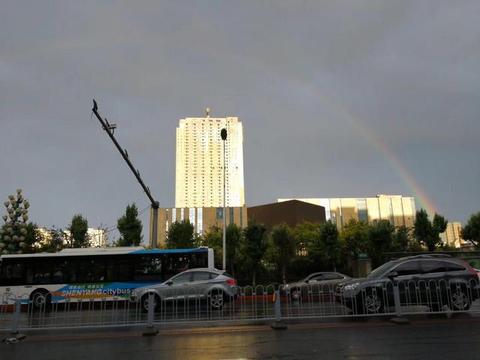 纯电动汽车选车的标准有哪些，续航有多重要？